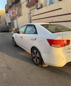 كيا سيراتو